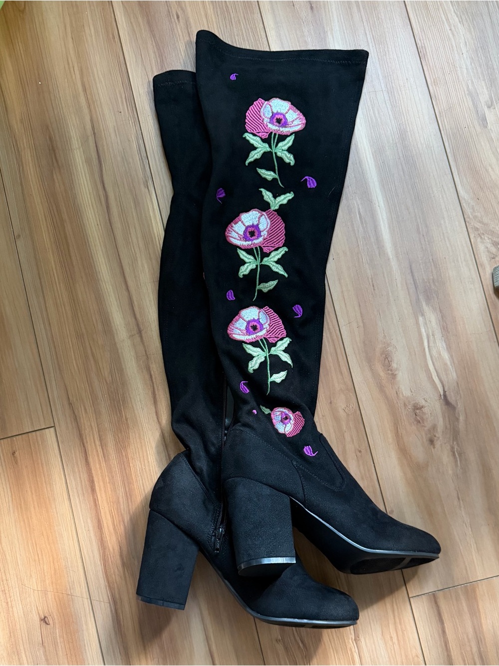 Black knee-high boots with pink floral embroidery Carlos by Carlos Santana